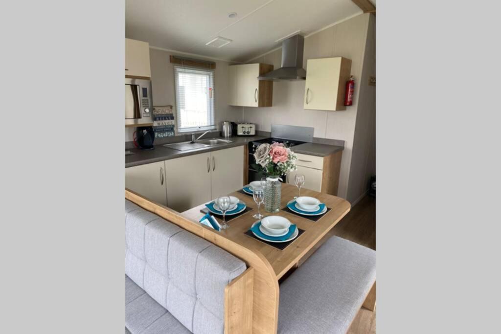 Three Bedroom Caravan Camber 外观 照片