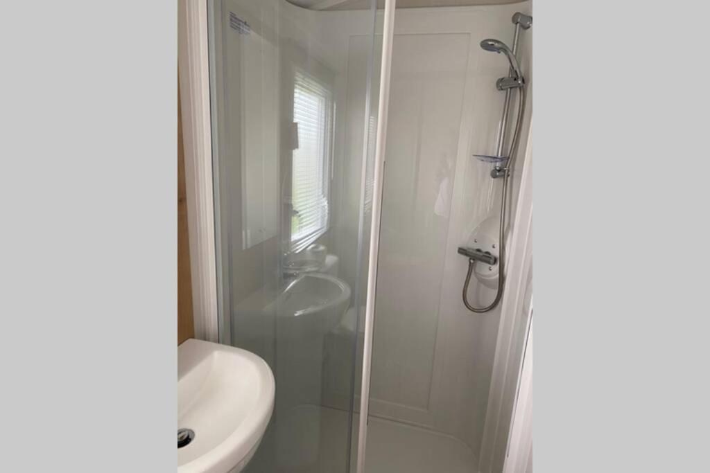 Three Bedroom Caravan Camber 外观 照片